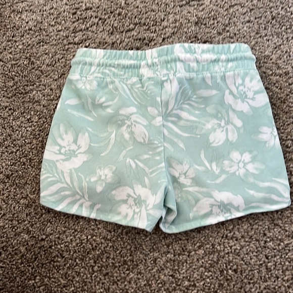 OshKosh Shorts - Picture 3 of 3